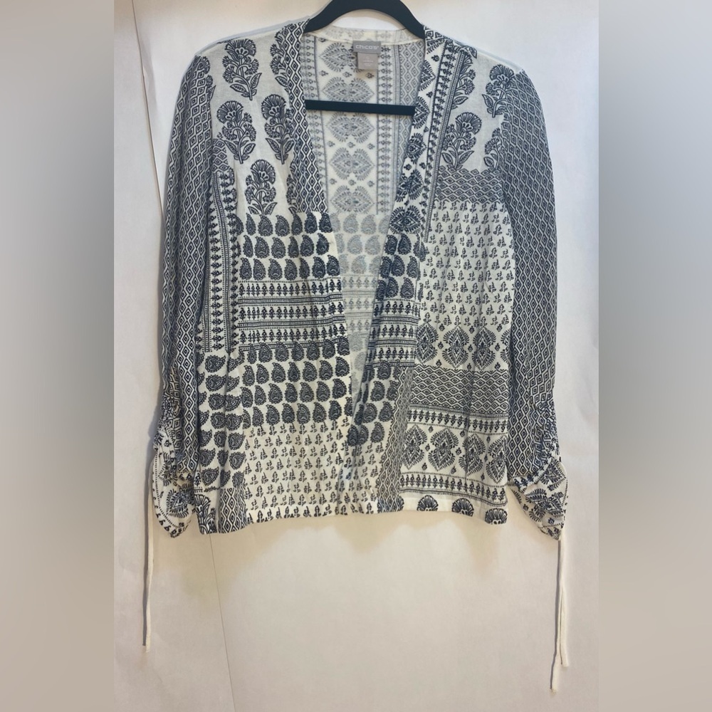 Chico's Woman’s Cardigan Black White Size 0‎ Small